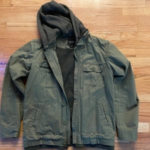 Men’s Tavik green jacket with hood